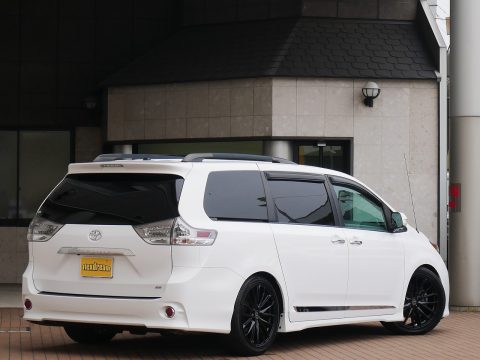 TOYOTA　SIENNA　トヨタ　シエナ　SE　ローダウン　ワンオーナー　2013年モデル　電格ミラー　 (6)